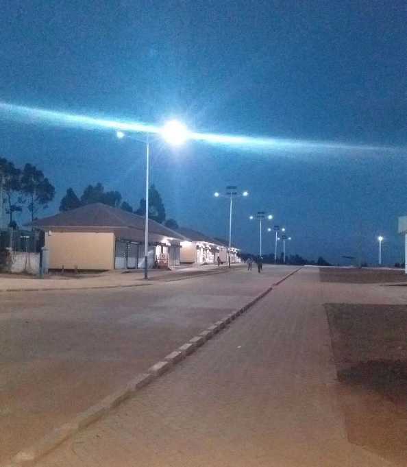瑞昌市非洲科特迪瓦太阳能路灯工程